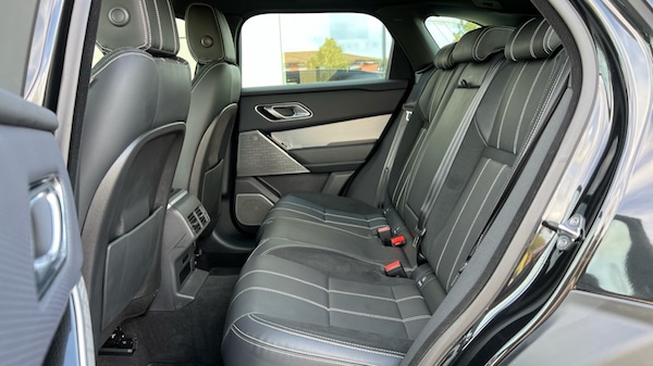 Used Land Rover Range Rover Velar 2021 for sale - 76203689: Photo 4