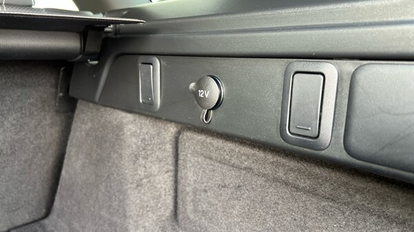 Used Land Rover Range Rover Velar 2021 for sale - 76203689: Photo 57
