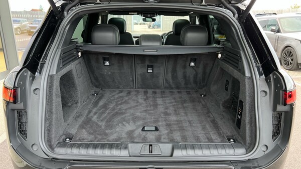 Used Land Rover Range Rover Sport 2023 for sale - 76140054: Photo 10
