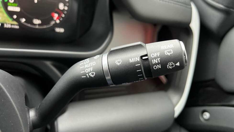 Used Land Rover Defender 2024 for sale - 76901516: Photo 39