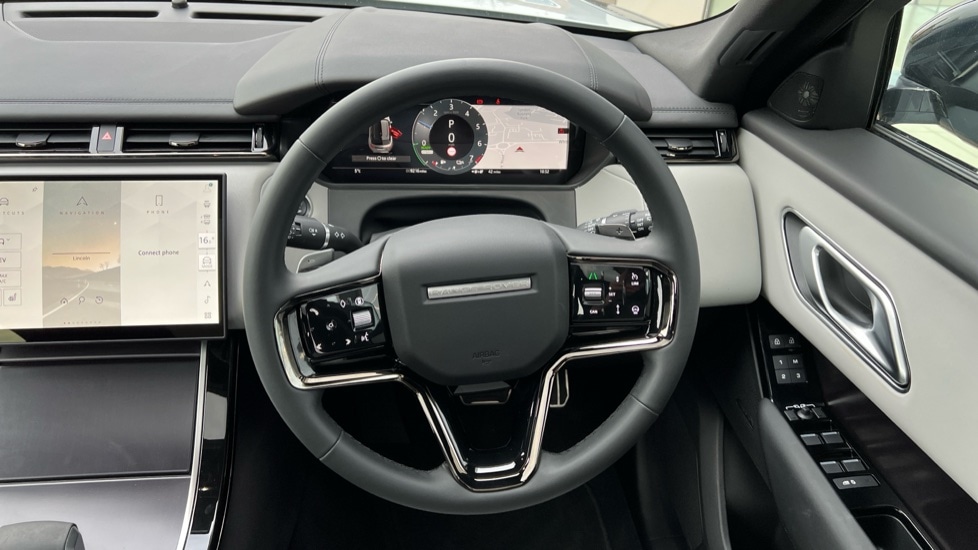 Used Land Rover Range Rover Velar 2025 for sale - 76874084: Photo 15