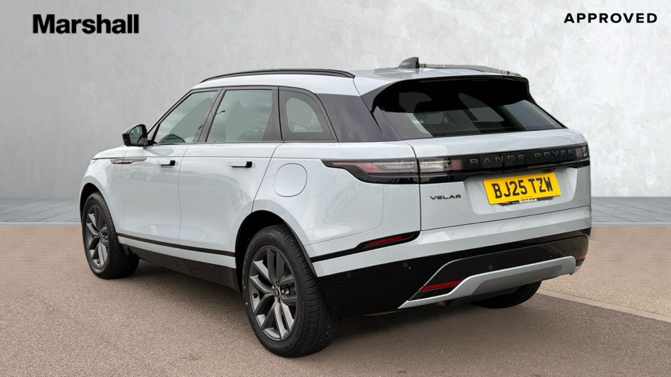 Used Land Rover Range Rover Velar 2025 for sale - 76874084: Photo 2