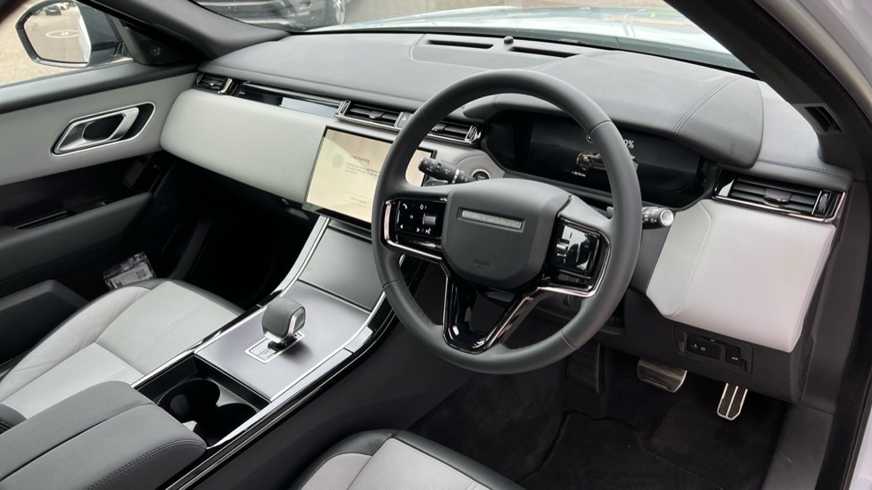 Used Land Rover Range Rover Velar 2025 for sale - 76874084: Photo 28