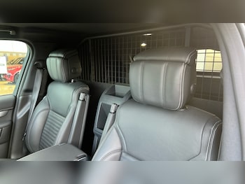 Used Land Rover Discovery 2024 for sale - 76796308: Photo