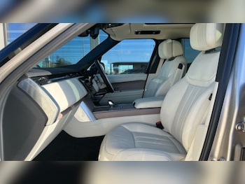 Used Land Rover Range Rover 2024 for sale - 76609695: Photo
