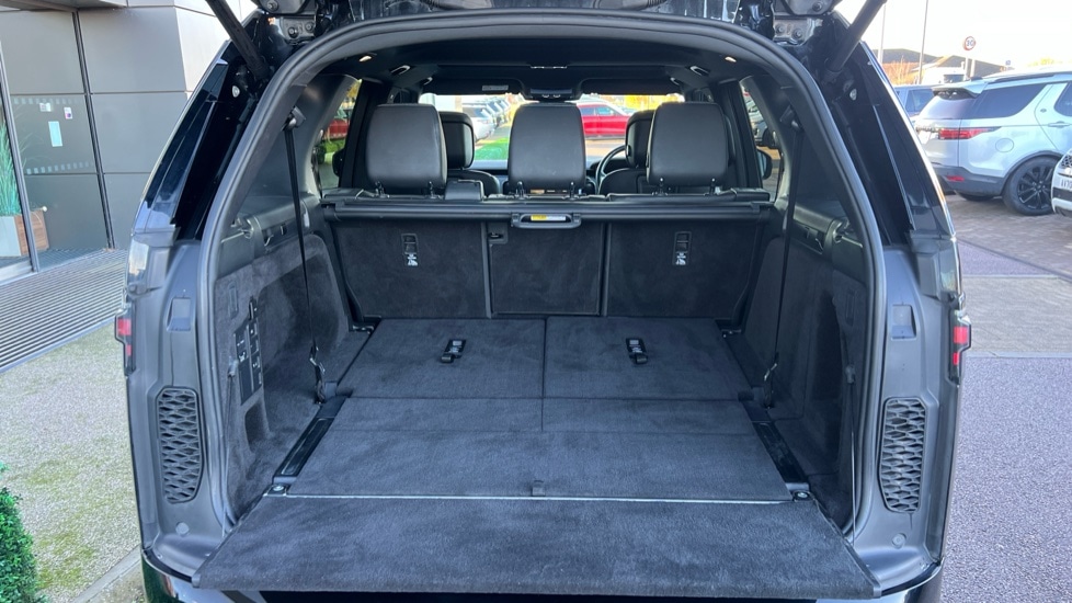 Used Land Rover Discovery 2021 for sale - 76901334: Photo 10