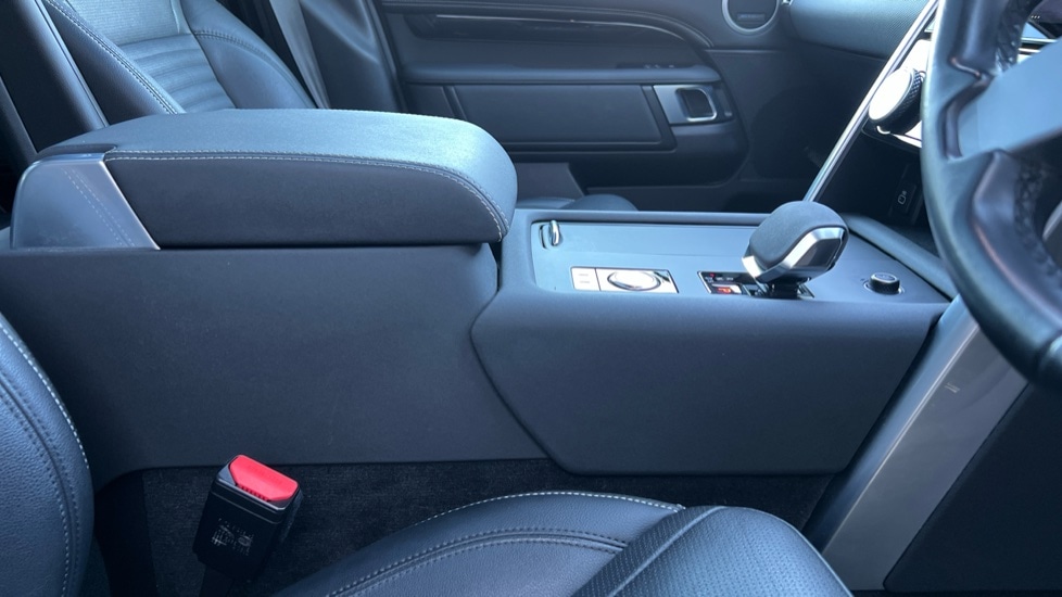 Used Land Rover Discovery 2021 for sale - 76901334: Photo 22