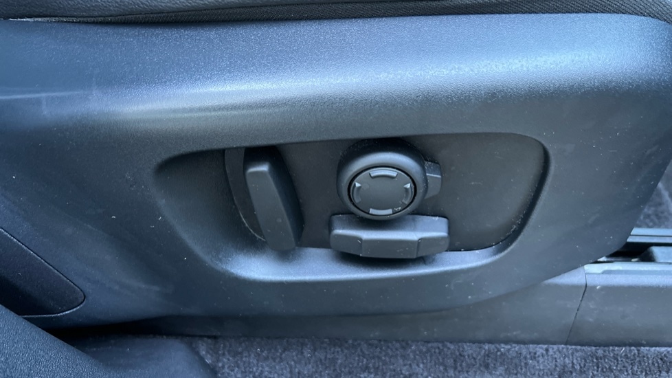 Used Land Rover Discovery 2021 for sale - 76901334: Photo 23