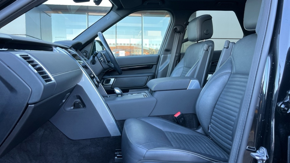 Used Land Rover Discovery 2021 for sale - 76901334: Photo 3