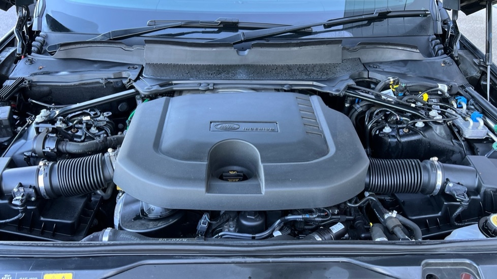 Used Land Rover Discovery 2021 for sale - 76901334: Photo 30