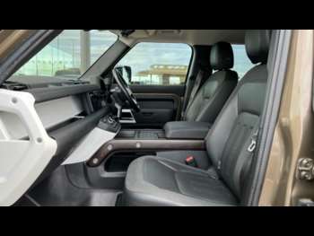 Used Land Rover Defender 2021 for sale - 75150076: Photo