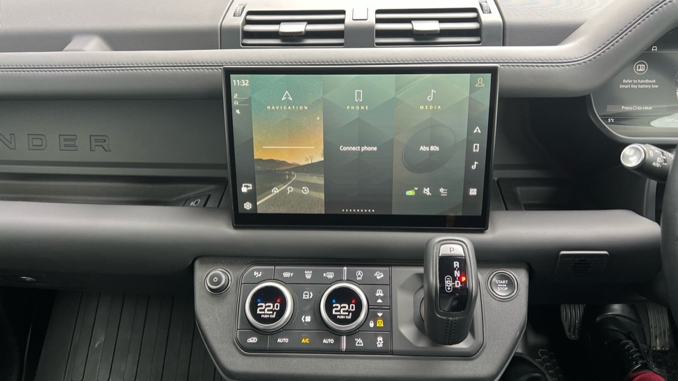 Used Land Rover Defender 2023 for sale - 76999533: Photo 14