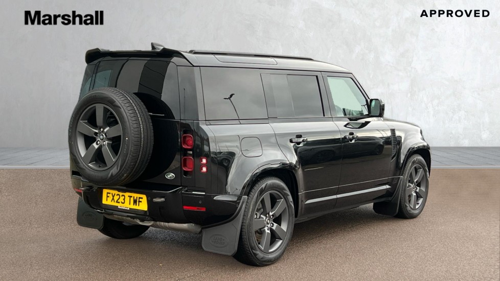 Used Land Rover Defender 2023 for sale - 76999533: Photo 25