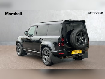 Used Land Rover Defender 2023 for sale - 76999533: Photo