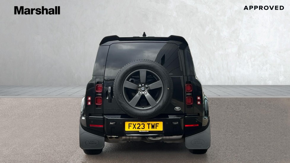 Used Land Rover Defender 2023 for sale - 76999533: Photo 6