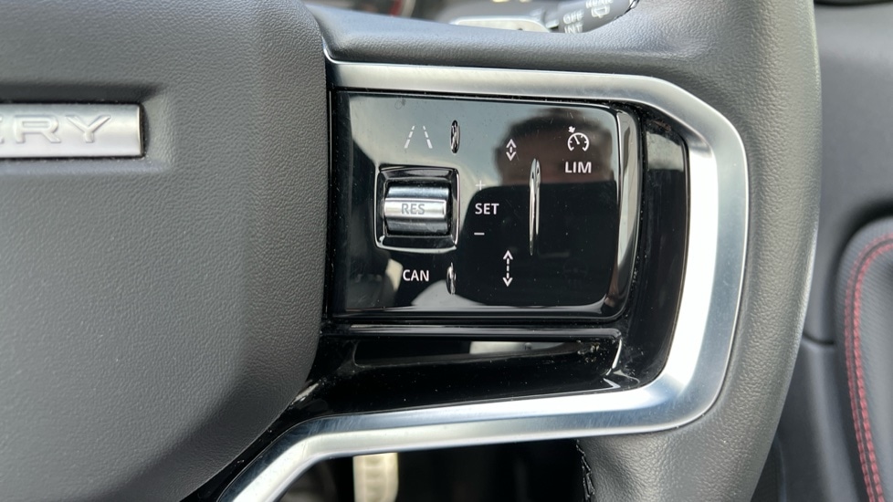 Used Land Rover Discovery Sport 2022 for sale - 76112289: Photo 37