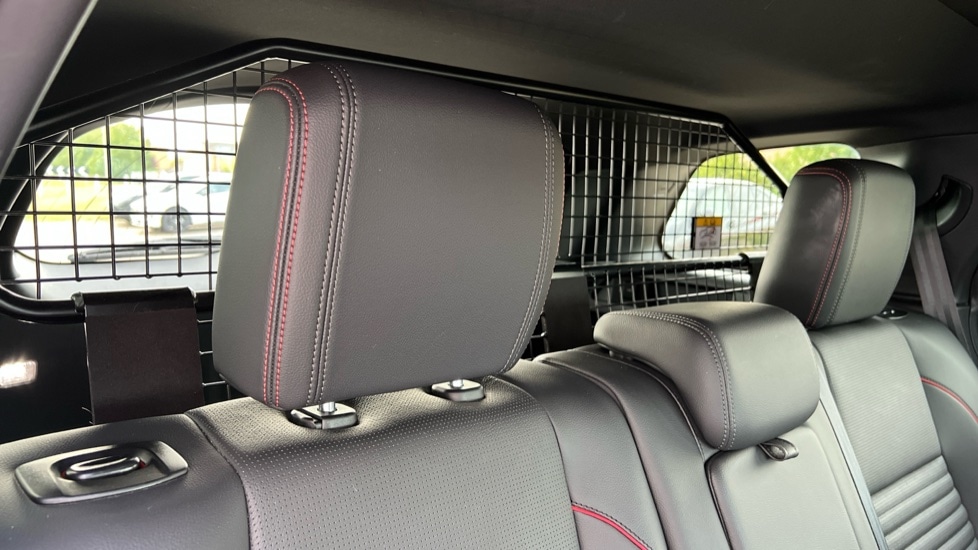 Used Land Rover Discovery Sport 2022 for sale - 76112289: Photo 51