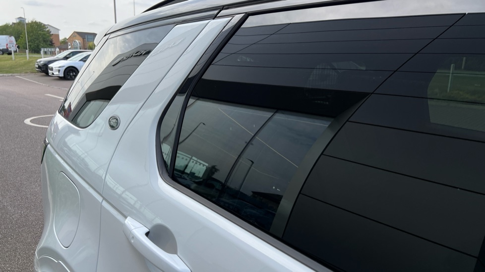 Used Land Rover Discovery Sport 2022 for sale - 76112289: Photo 53