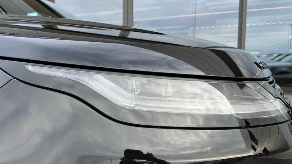 Used Land Rover Range Rover Evoque 2025 for sale - 76873644: Photo 17