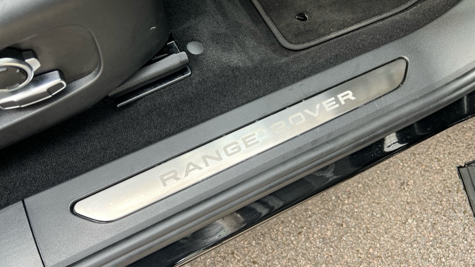 Used Land Rover Range Rover Evoque 2025 for sale - 76873644: Photo 24