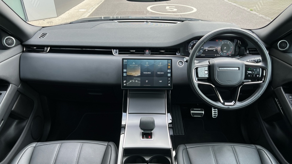 Used Land Rover Range Rover Evoque 2025 for sale - 76873644: Photo 9