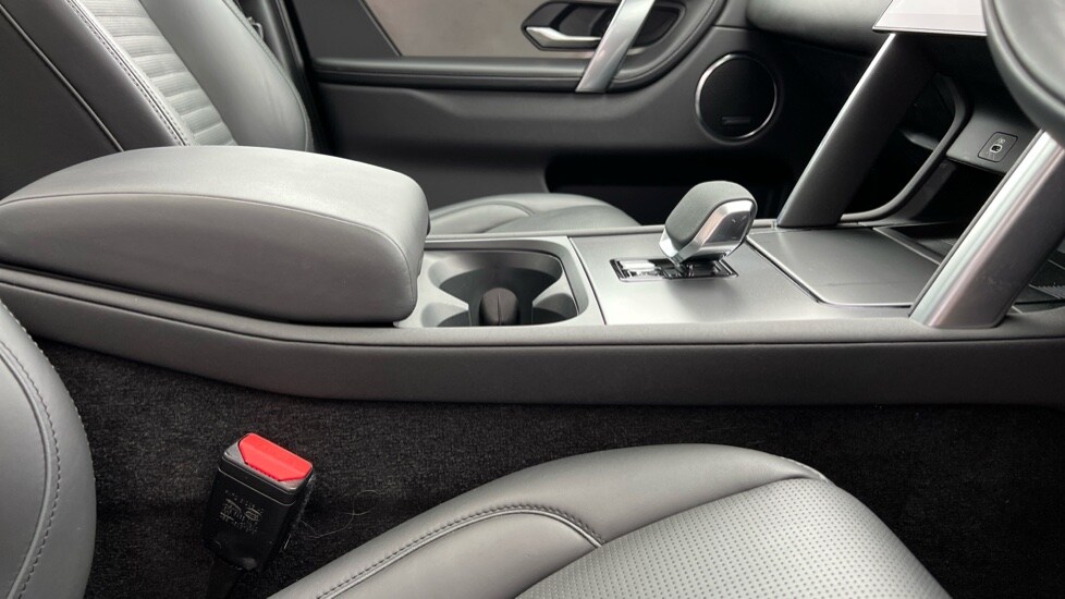 Used Land Rover Discovery Sport 2025 for sale - 76104206: Photo 22