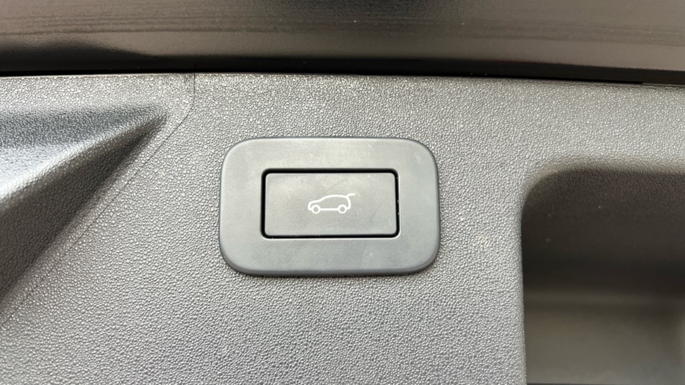 Used Land Rover Discovery Sport 2025 for sale - 76104206: Photo 57