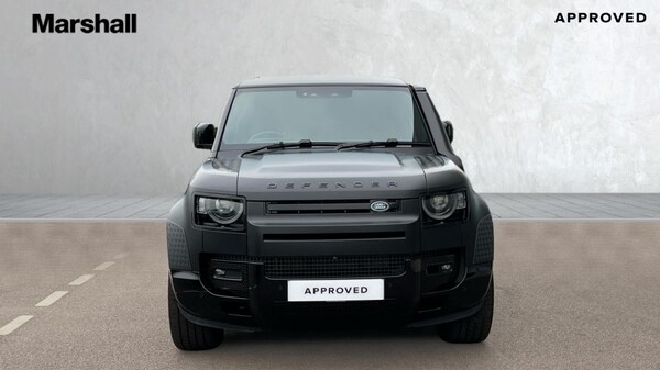 Used Land Rover Defender 2024 for sale - 76302393: Photo 7