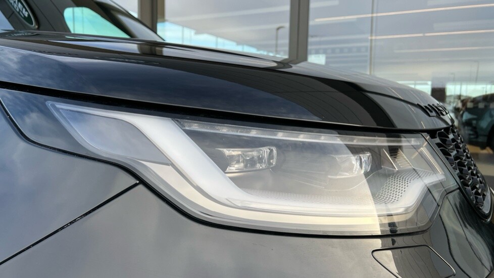 Used Land Rover Discovery 2024 for sale - 76874527: Photo 17