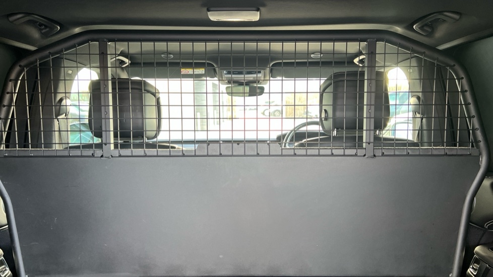 Used Land Rover Discovery 2024 for sale - 76874527: Photo 18