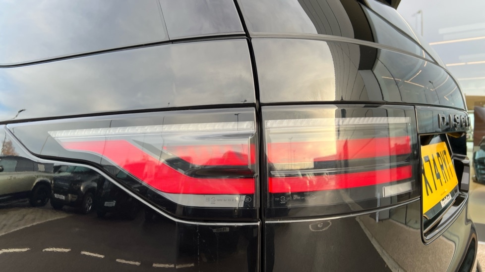 Used Land Rover Discovery 2024 for sale - 76874527: Photo 19