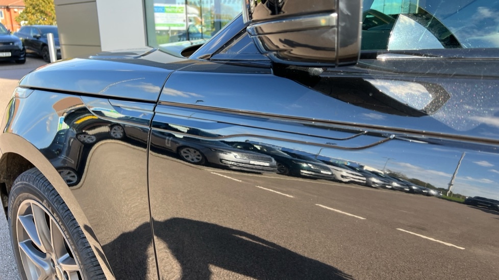 Used Land Rover Range Rover Velar 2025 for sale - 76869801: Photo 20