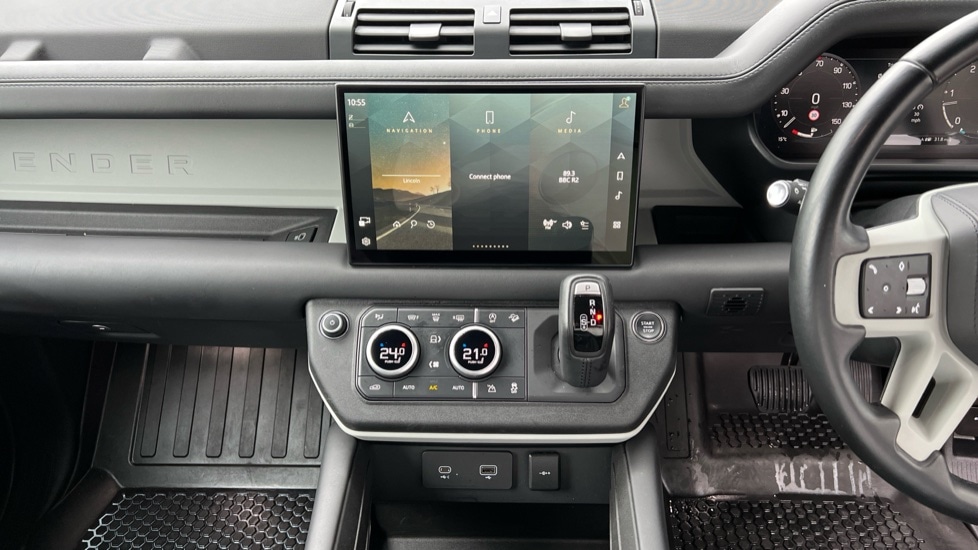 Used Land Rover Defender 2022 for sale - 76575142: Photo 29