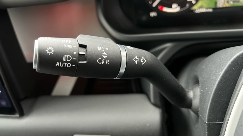 Used Land Rover Defender 2024 for sale - 77082538: Photo 40