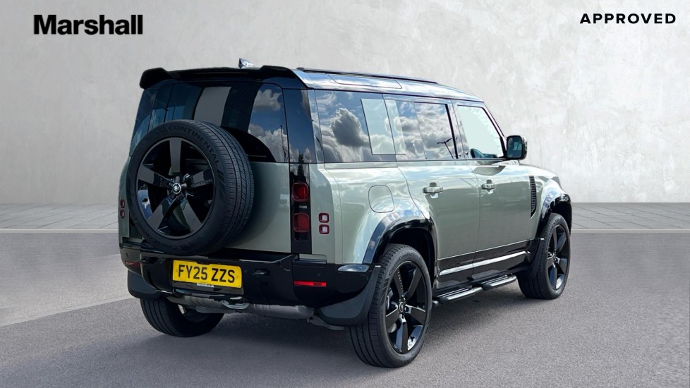 Used Land Rover Defender 2025 for sale - 76544458: Photo 25
