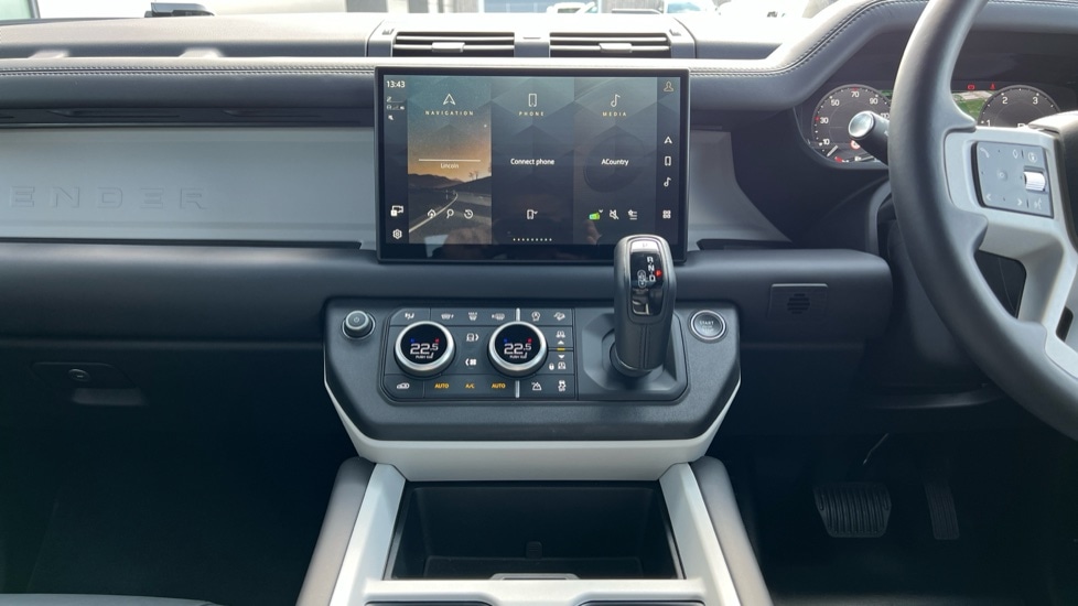 Used Land Rover Defender 2025 for sale - 76544458: Photo 29