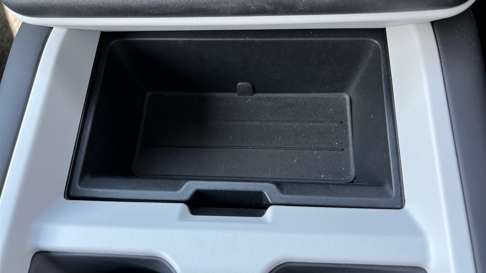 Used Land Rover Defender 2025 for sale - 76544458: Photo 44