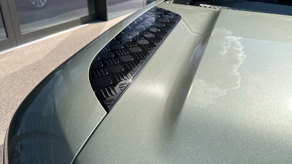 Used Land Rover Defender 2025 for sale - 76544458: Photo 57