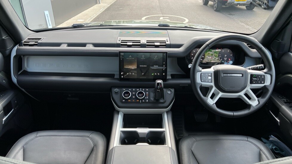 Used Land Rover Defender 2025 for sale - 76544458: Photo 9