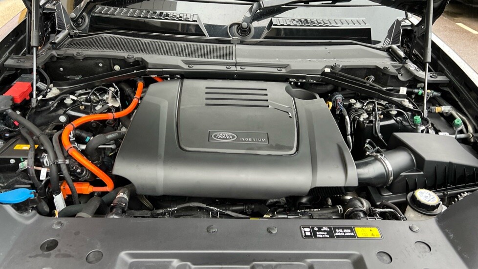 Used Land Rover Defender 2024 for sale - 77010283: Photo 30