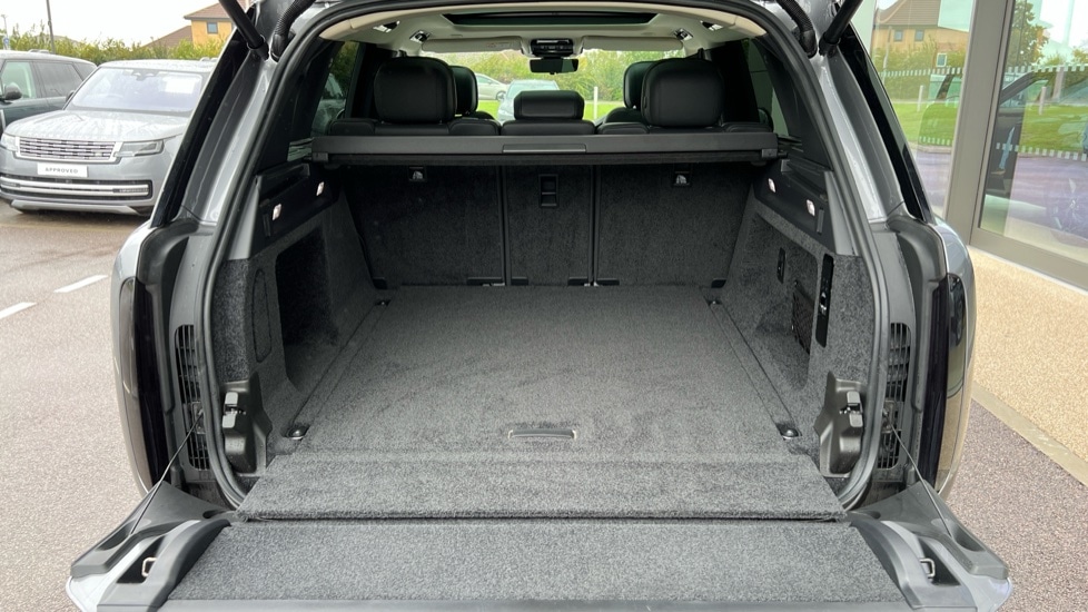 Used Land Rover Range Rover 2024 for sale - 76870248: Photo 10