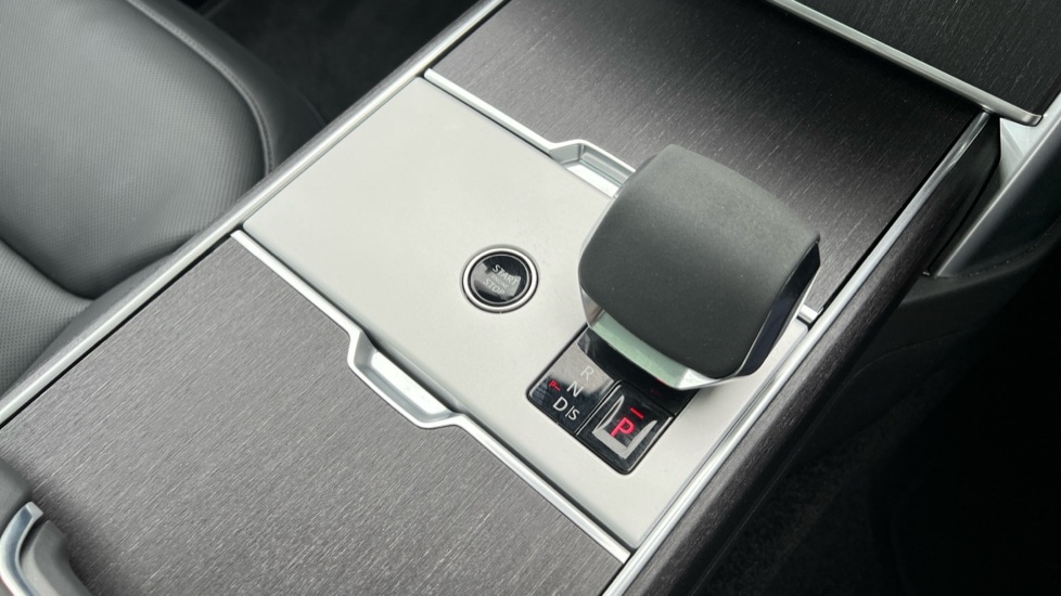 Used Land Rover Range Rover 2024 for sale - 76870248: Photo 13