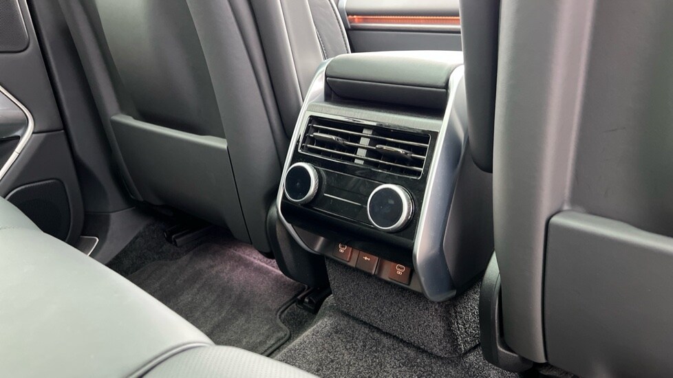 Used Land Rover Range Rover 2024 for sale - 76870248: Photo 18