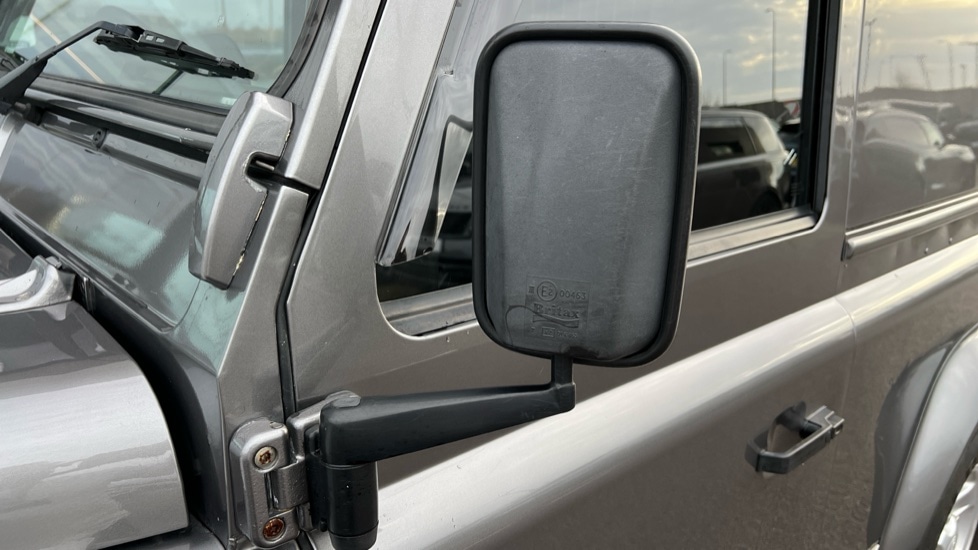 Used Land Rover Defender 2010 for sale - 76664337: Photo 22