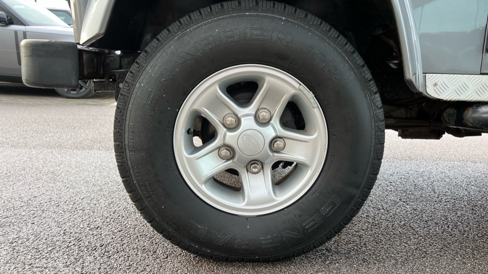 Used Land Rover Defender 2010 for sale - 76664337: Photo 32