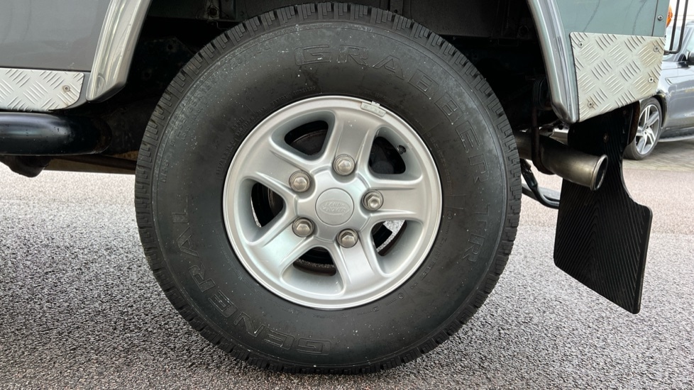 Used Land Rover Defender 2010 for sale - 76664337: Photo 33