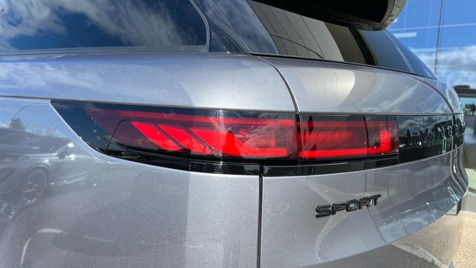Used Land Rover Range Rover Sport 2024 for sale - 76915101: Photo 19