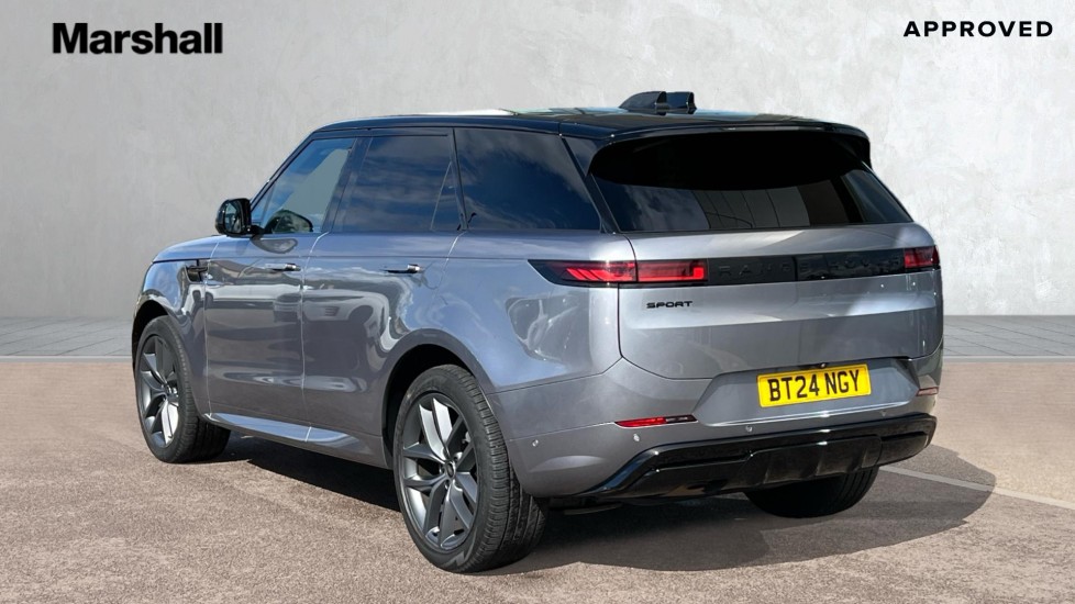 Used Land Rover Range Rover Sport 2024 for sale - 76915101: Photo 2