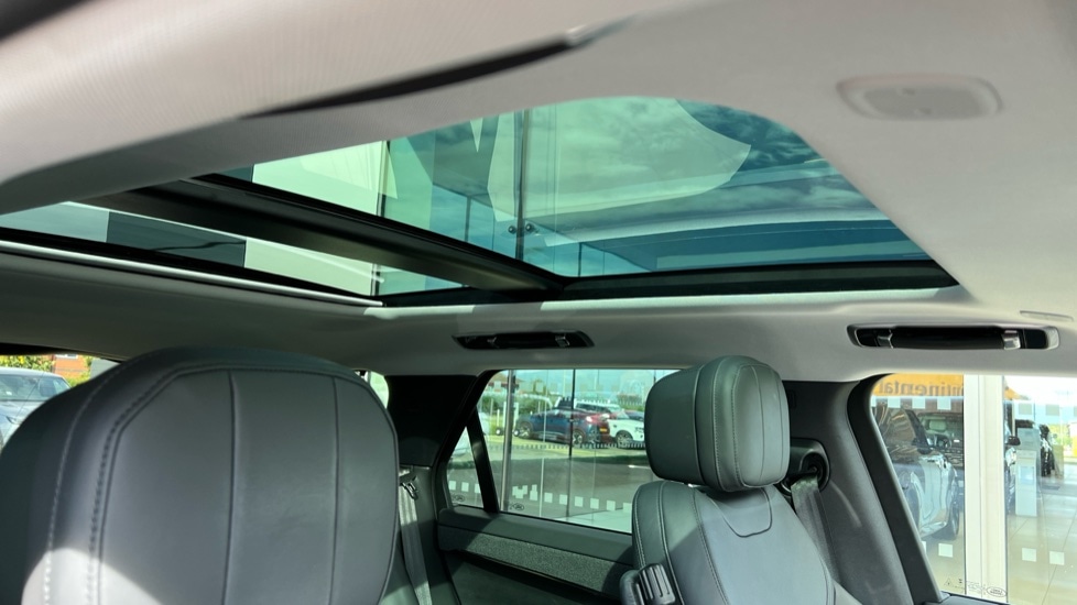 Used Land Rover Range Rover Sport 2024 for sale - 76915101: Photo 21