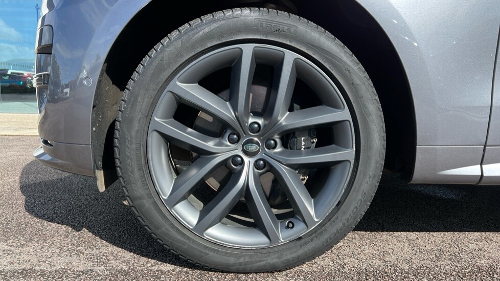 Used Land Rover Range Rover Sport 2024 for sale - 76915101: Photo 32